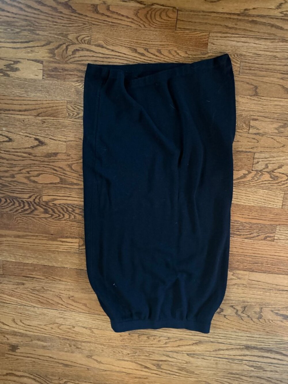 St. John Basics Black Knit Midi Skirt Size 10 - Picture 2 of 3